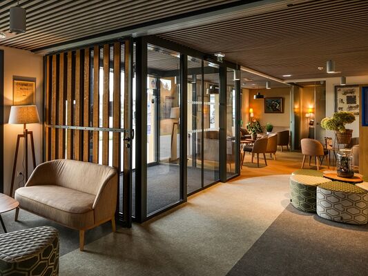 brit hotel L'Hippodrome - accueil - Ploërmel - Morbihan -  Bretagne