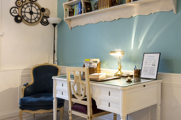 Bureau_4