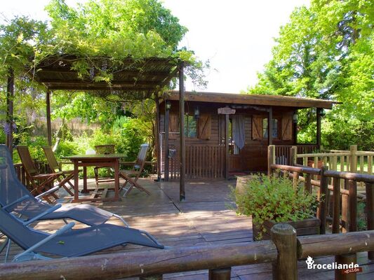 8-cabane_de_l_iroquois_-_camping_d_aleth_001