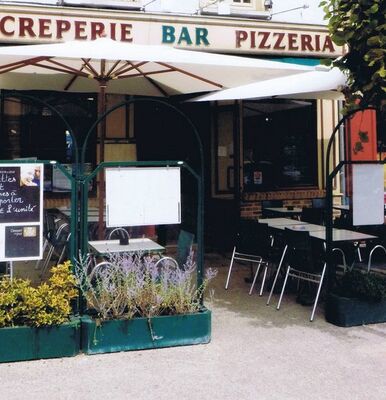 terrasse crêperie mévennaise