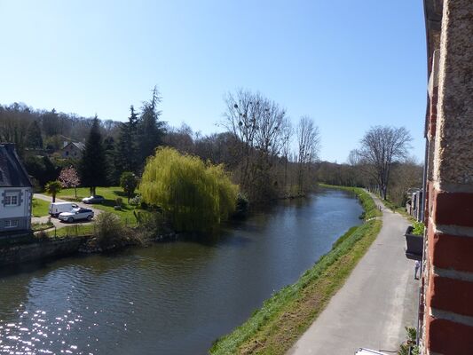 Chambre-hôtes-Aux-lits-du-canal-Josselin-Destination-Brocéliande