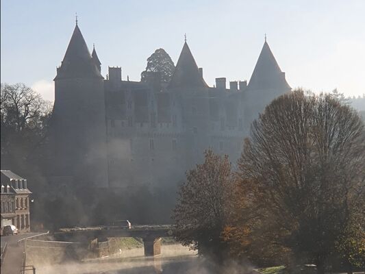 Chambre-hôtes-Aux-lits-du-canal-Josselin-Destination-Brocéliande