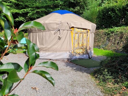 Hébergement insolite - Yourte - Camping - Cerisiers - Guillac - Morbihan