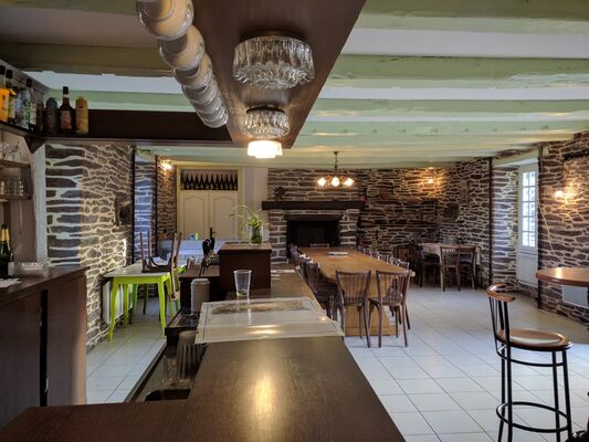 Auberge le Pont du Secret_Paimpont_bar