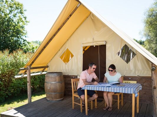 camping vallée du Ninian - insolite - tente fée viviane - Taupont - Brocéliande