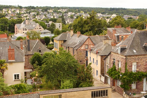 Montfort sur Meu Petite Cité de Caractère