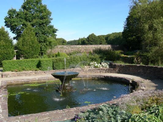 Jardin des Evêques-St Malo de Beignon-Brocéliande-Bretagne