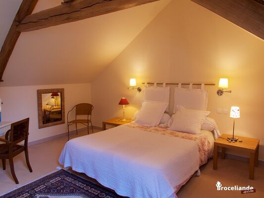 Le Logis du Chateau Pin
