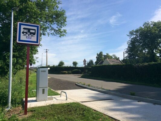 Aire service camping-cars