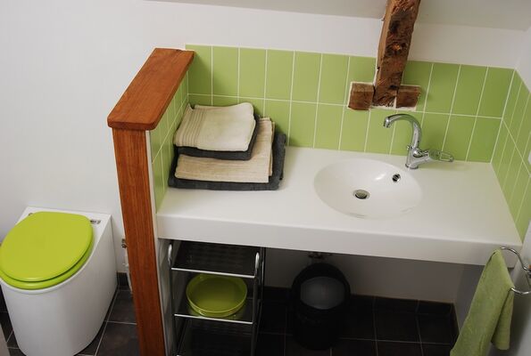 Terre Compagne - salle d'eau chambre familiale