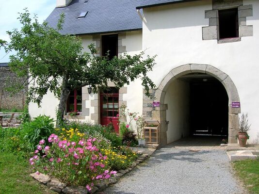 Gîte-Ferme-Prieuré-Josselin-Brocéliande-Bretagne