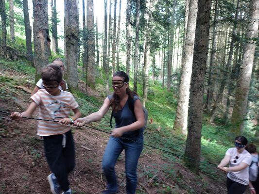 imgcarousel-name-mising