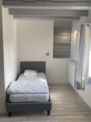 lit individuel chambre du bas capacité 4 personnes