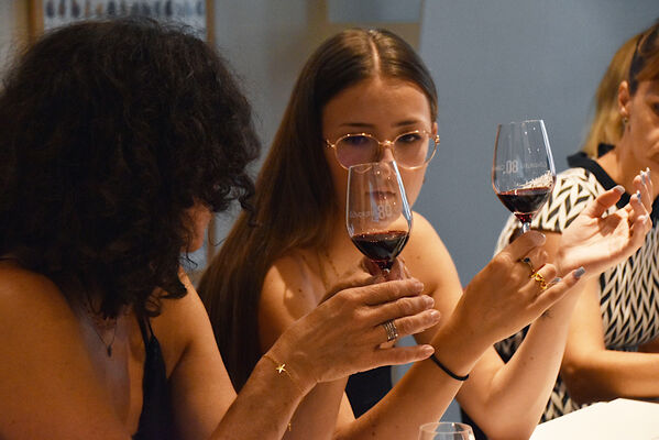 VINS ÉCHANGE