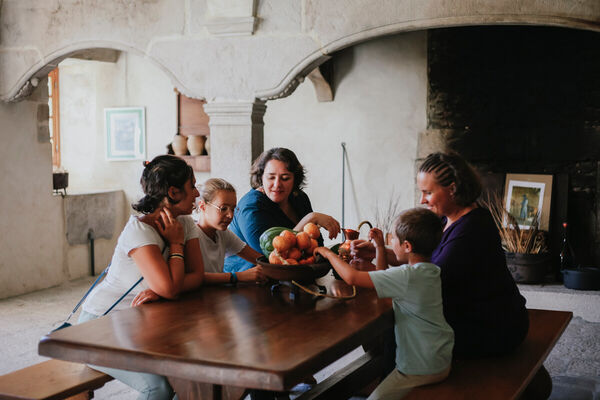 Visite contée "Dans l'assiette des Chartreux"_Sainte-Croix-en-Jarez
