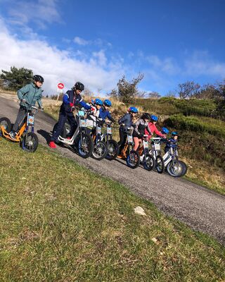 2025 - Bougez dans le Pilat - Trottinette de descente tout terrain (mini-trotteur - à partir de 6 ans) - Maclas_Maclas