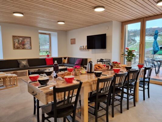 imgcarousel-name-mising