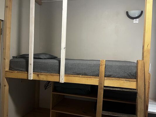 chambre bleue chalet (lit du haut)