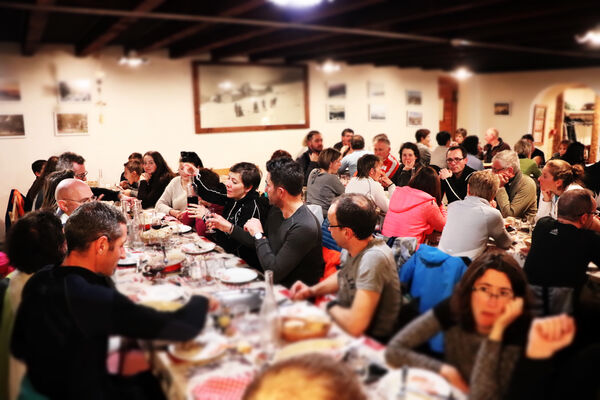 Veillée nordique avec repas montagnard à l'Auberge du Grand Bois_La Versanne