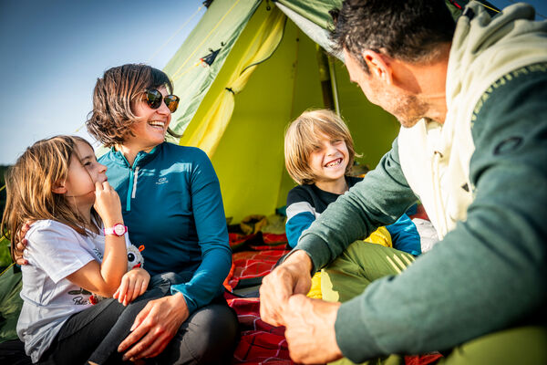 Nuitée Bivouac en forêt sous un tipi chauffé au bois_Graix