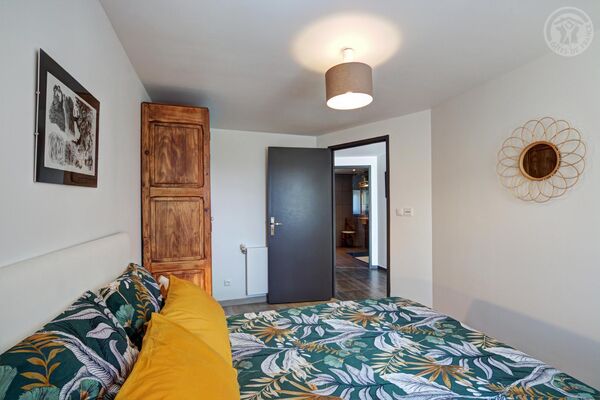 imgcarousel-name-mising