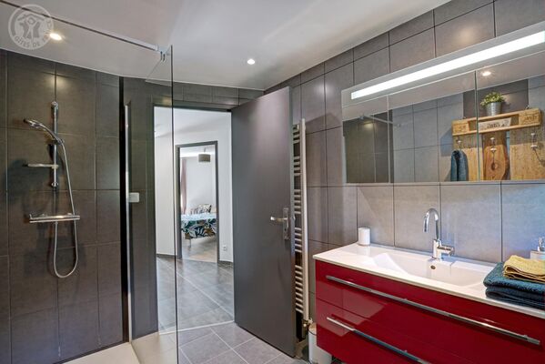 imgcarousel-name-mising