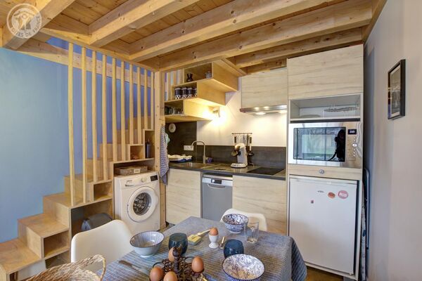 imgcarousel-name-mising