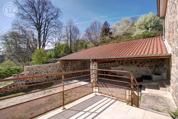 imgcarousel-name-mising