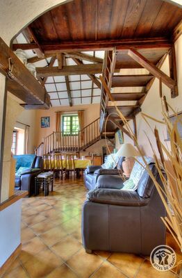 imgcarousel-name-mising