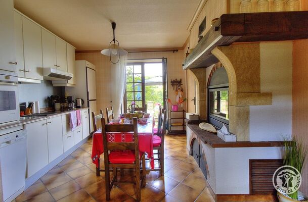 imgcarousel-name-mising