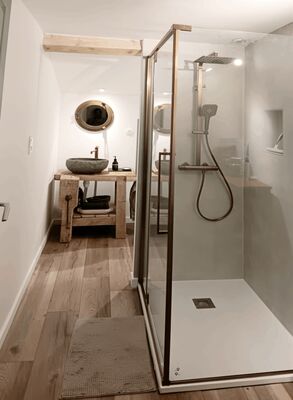 Salle de bains chambres Cosy et Indigo