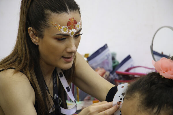 Maquillage celtique et chapeaux magiques - Festival Les Roches Celtiques_Rochetaillée
