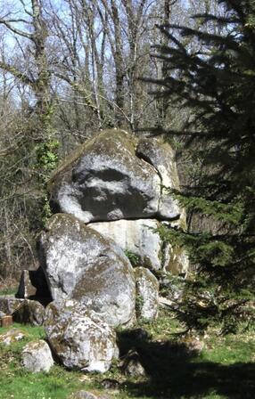 Augignac-Roche-Eyzide-3.jpg