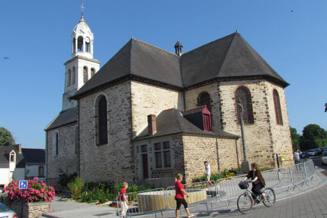 Eglise-de-Vern-sur-Seiche.jpg