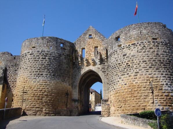 E1-POI-4-Porte-des-tours.jpg