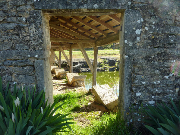 Lavoir papillon de l_escabasse bach © Lot Tourisme - C. Sanchez 160413-100421.jpg