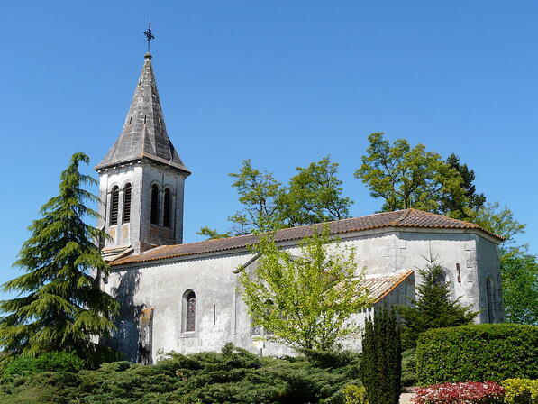 1024px-Eygurande-et-Gardedeuil-eglise--4-.JPG