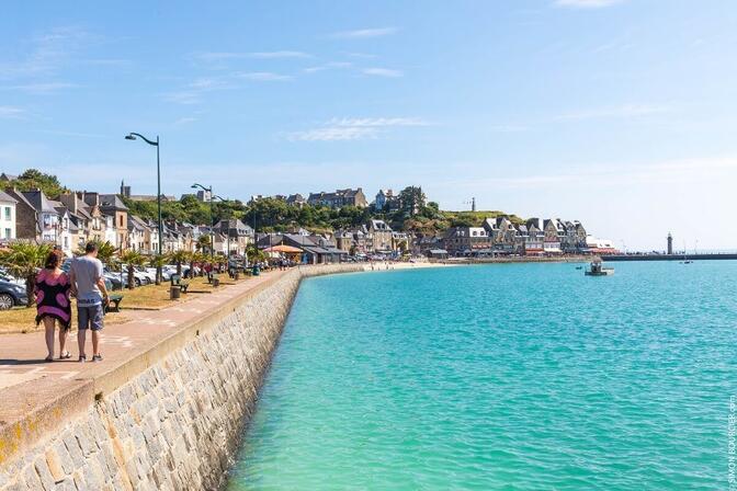 Port-de-Cancale-Simon-Bourcier-7213-1200px.JPG