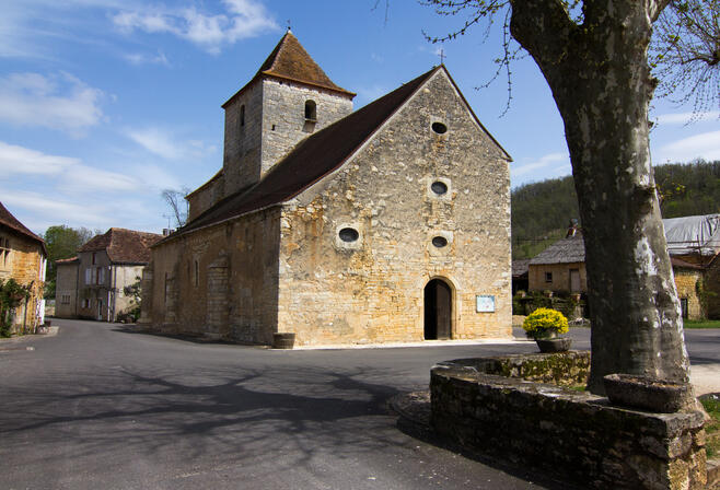 2013_04_25_1109_Eglise de Gigouzac.jpg