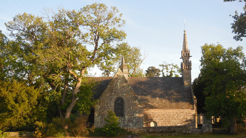 Chapelle-des-Sept-Saints-2.JPG