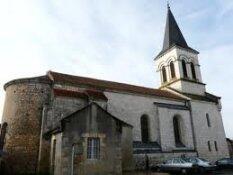 Eglise-St-Pierre-Negrondes.jpg