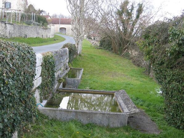 Lavoir-La-Grange.jpg