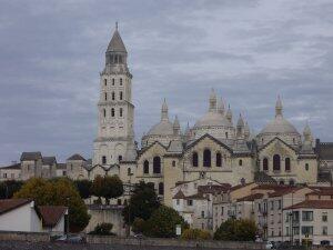 cathedrale-St-Front-3.jpg