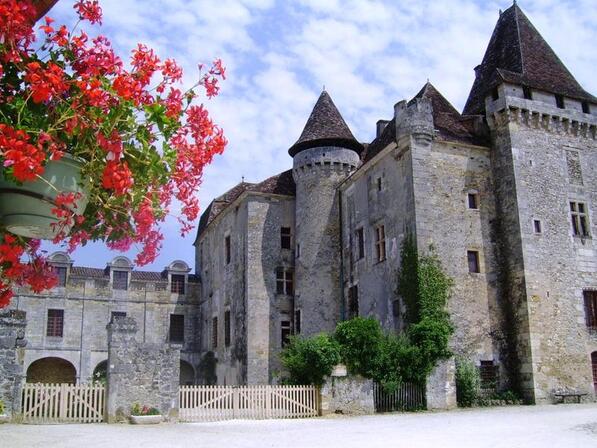 Chateau-de-la-Marthonie-St-Jean-de-Cole-3-2.JPG