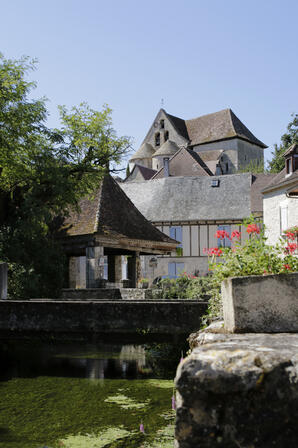 Ruisseau de Creysse © Cécile May - OT Vallée de la Dordogne.jpg