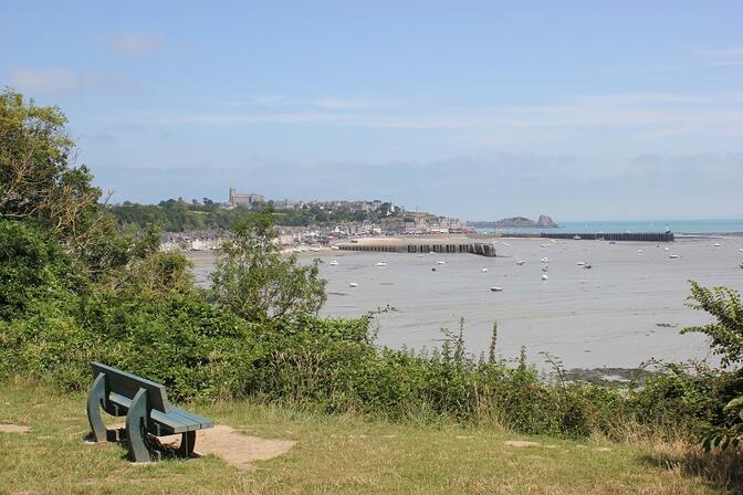 Vue-sur-Cancale-depuis-la-Corniche-2.jpg