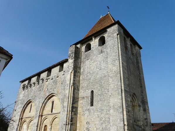 800px-Paussac-eglise--1-.jpg