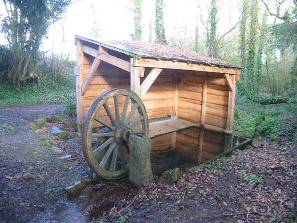 quemperven-lavoir-charron2.JPG