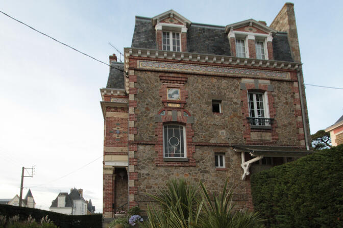 -le-Roc-Fleuri---Saint-Malo.jpg