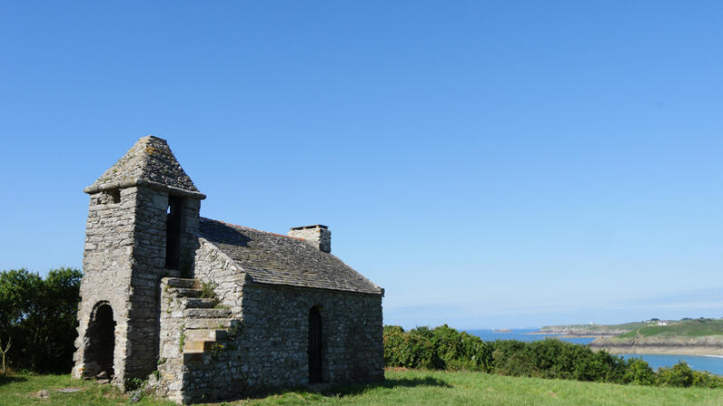 -SMBMSM---le-corps-de-garde-des-Daules---Cancale.jpg